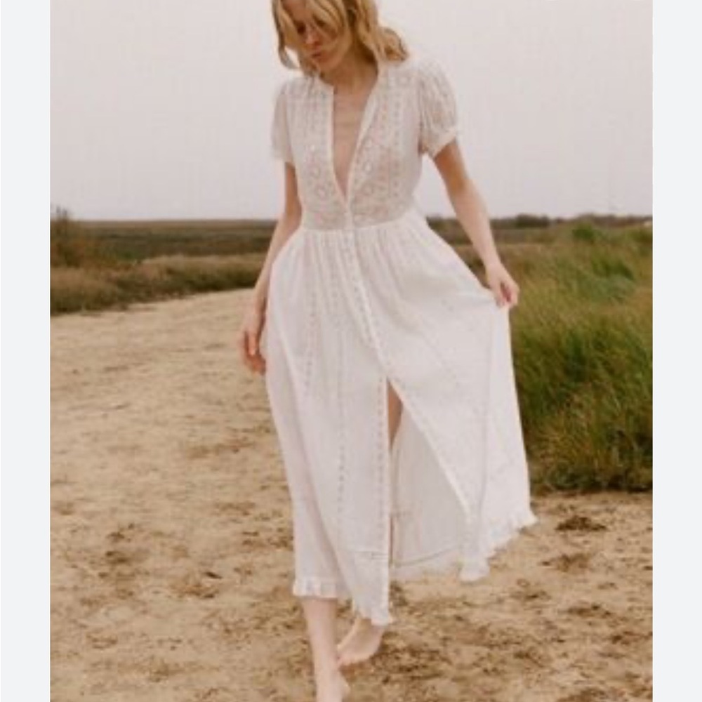 White Lace Midi Dress prairie with Plunging V-Neck